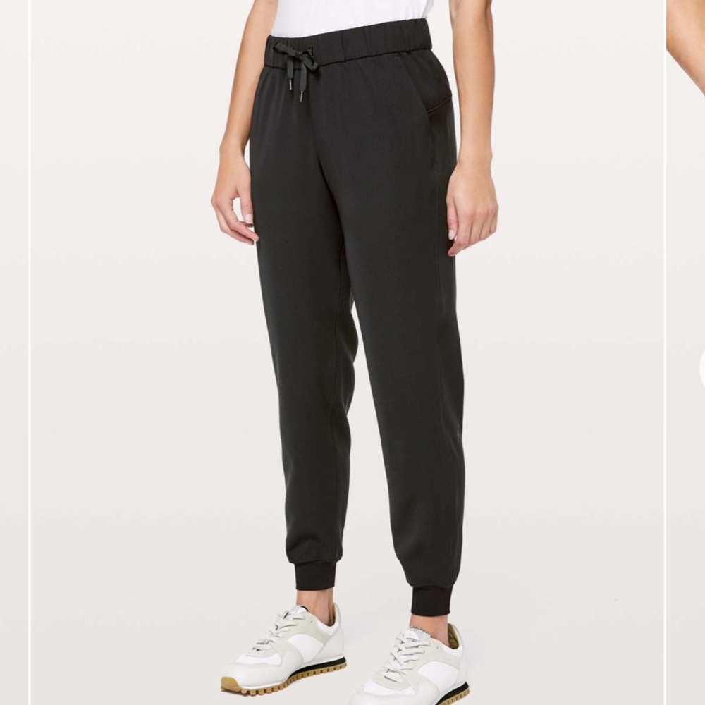 Lululemon Black On The Fly Jogger Women's Pants